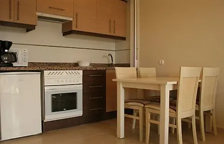 Larimar Unitursa Apartament *